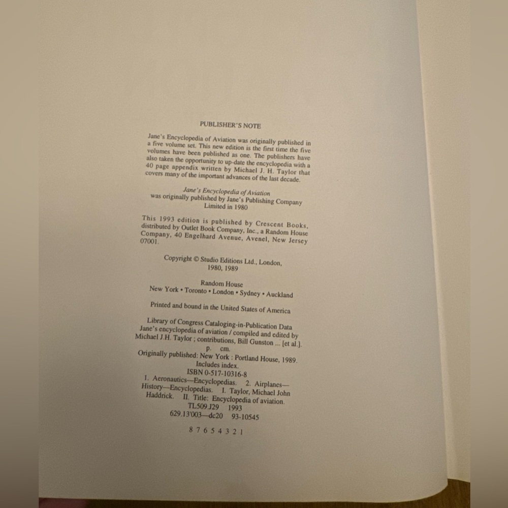 Jane’s Encyclopedia of Aviation Five Volumes in 1 hardback book - Picture 9 of 16